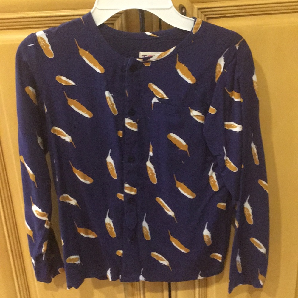 Button down shirt size 9